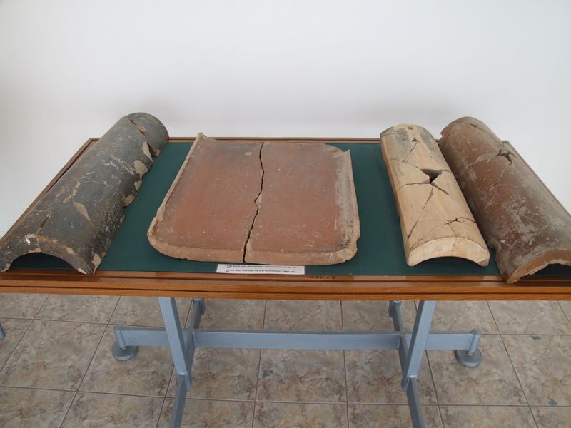 ფაილი:Roof tile1.jpg
